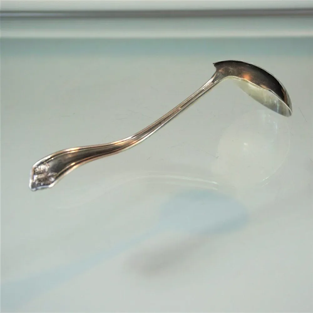 Antique Silver Plate WM Rogers Son Fair Oak Pattern Gravy Ladle Spoon Pat Pend